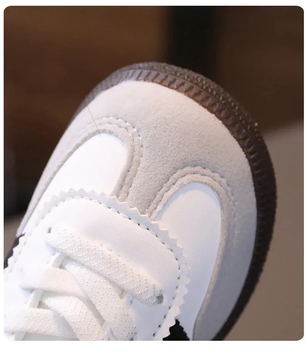 Kinder Sneaker - Sportliche Freizeitschuhe mit Klettverschluss