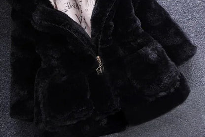 Kinder Weihnachts Plüschmantel mit Kunstfell & Kapuze - Warm & Festlich - 1-7 Jahre