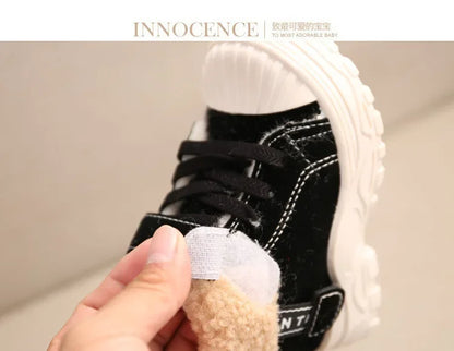 2021 kinder Warme Stiefel Winter Neue Jungen Plus Verdicken Samt Baumwolle Schuhe Mädchen Wasserdichte Kurze Stiefel Baby Baumwolle Stiefel