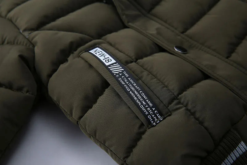 Jungen Winterjacke mit Kapuze & Fellkragen - Warm & Stylisch - 2-6 Jahre