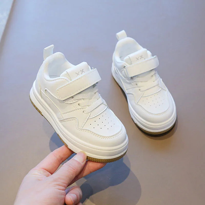 Kinder Sportschuhe Weiß - Rutschfest & Leicht