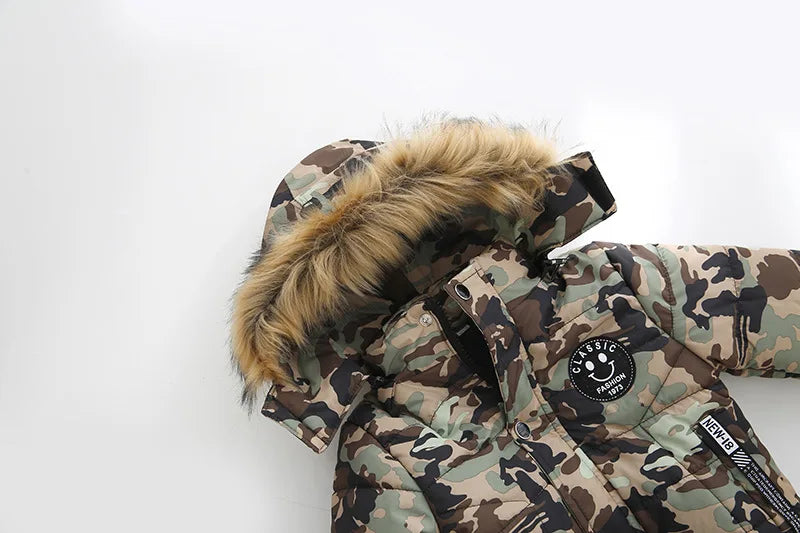 Jungen Winterjacke mit Kapuze & Fellkragen - Warm & Stylisch - 2-6 Jahre