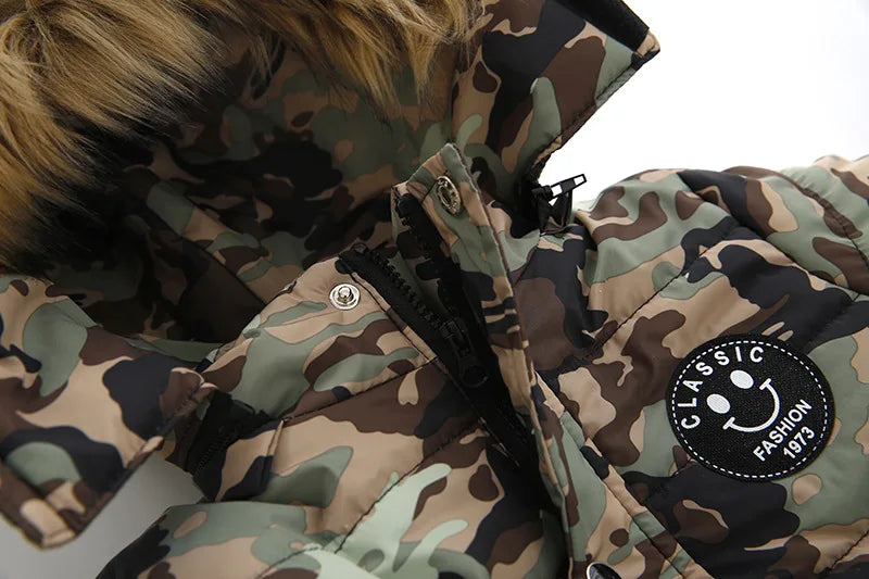Jungen Winterjacke mit Kapuze & Fellkragen - Warm & Stylisch - 2-6 Jahre