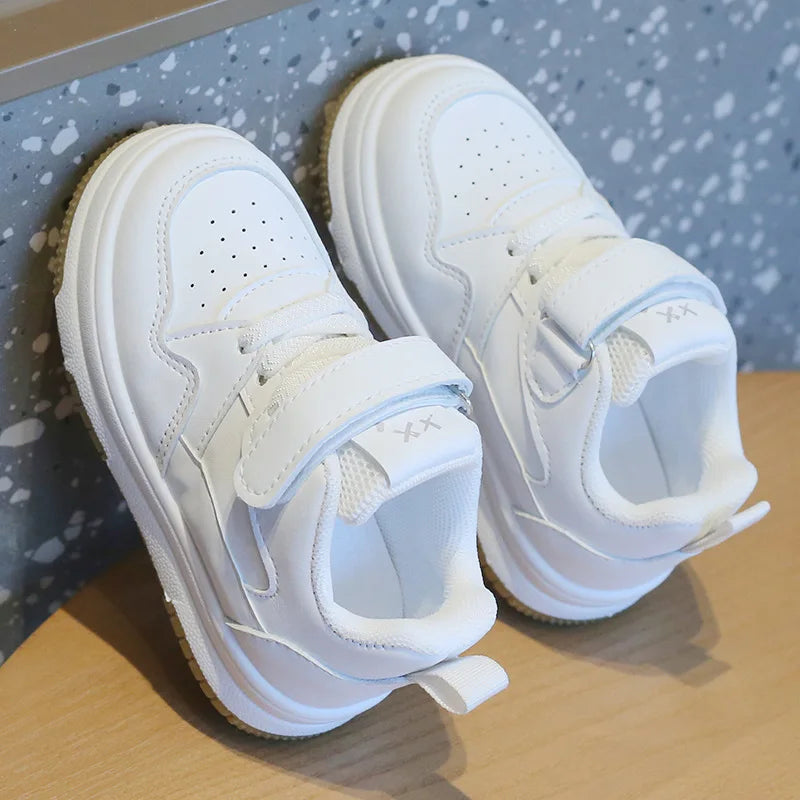 Kinder Sportschuhe Weiß - Rutschfest & Leicht