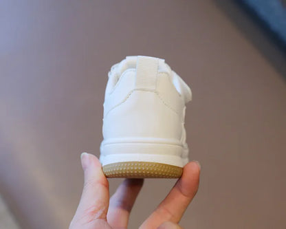 Kinder Sportschuhe Weiß - Rutschfest & Leicht
