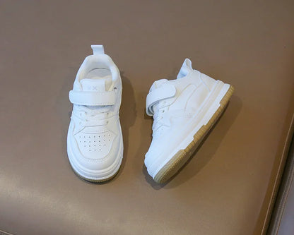 Kinder Sportschuhe Weiß - Rutschfest & Leicht